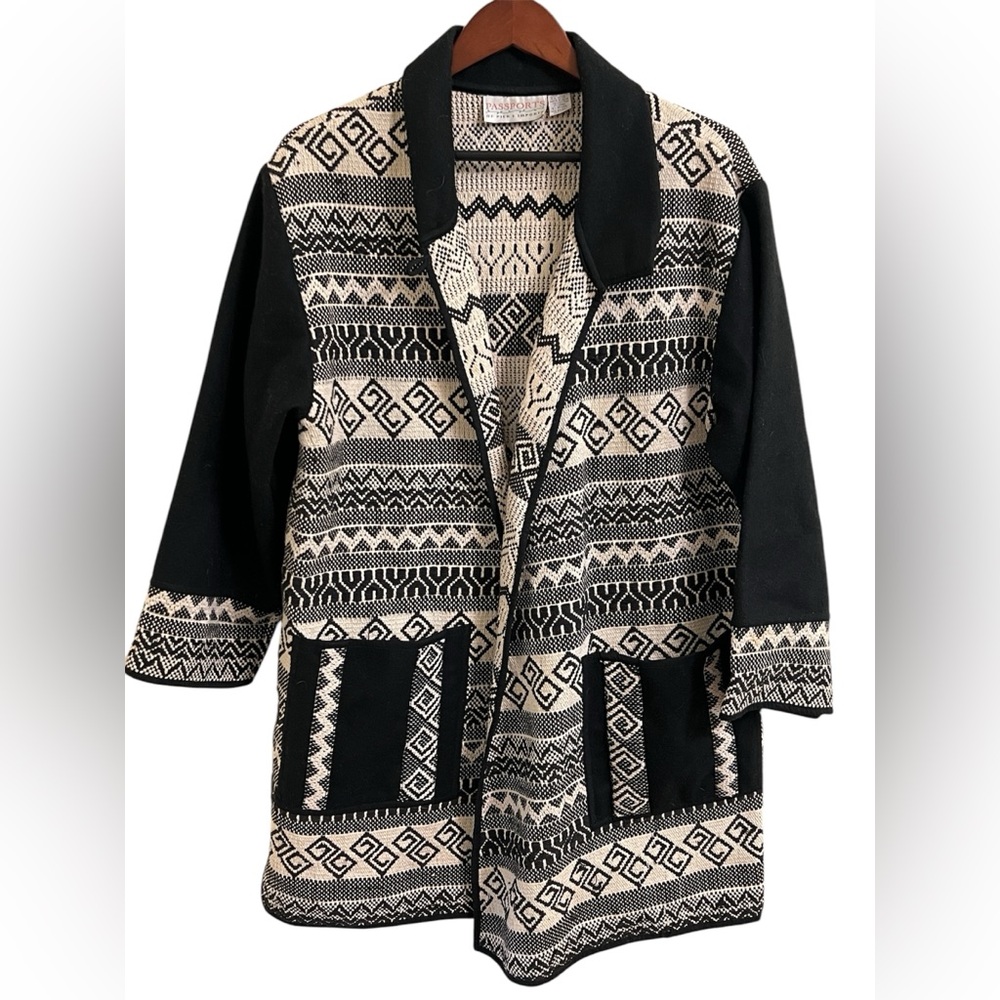 Vintage 90s y2k Passports Pier One Cardigan Lagenlook Bohemian Aztec Art to Wear